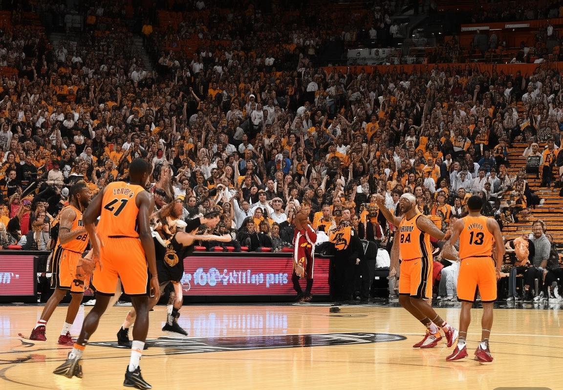 2019年NBA季后赛：热火与步行者对决亮点回顾(图1)