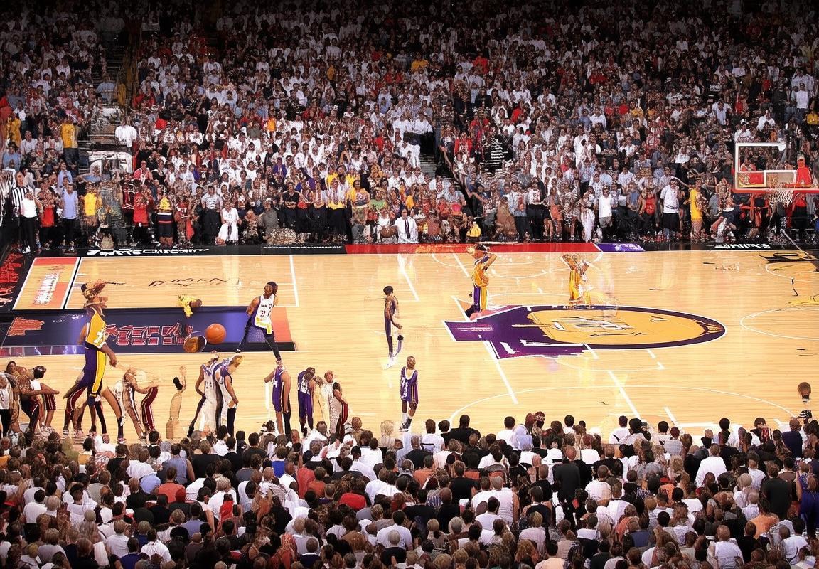 2015NBA詹科对决：热火湖人巅峰战回顾(图1)